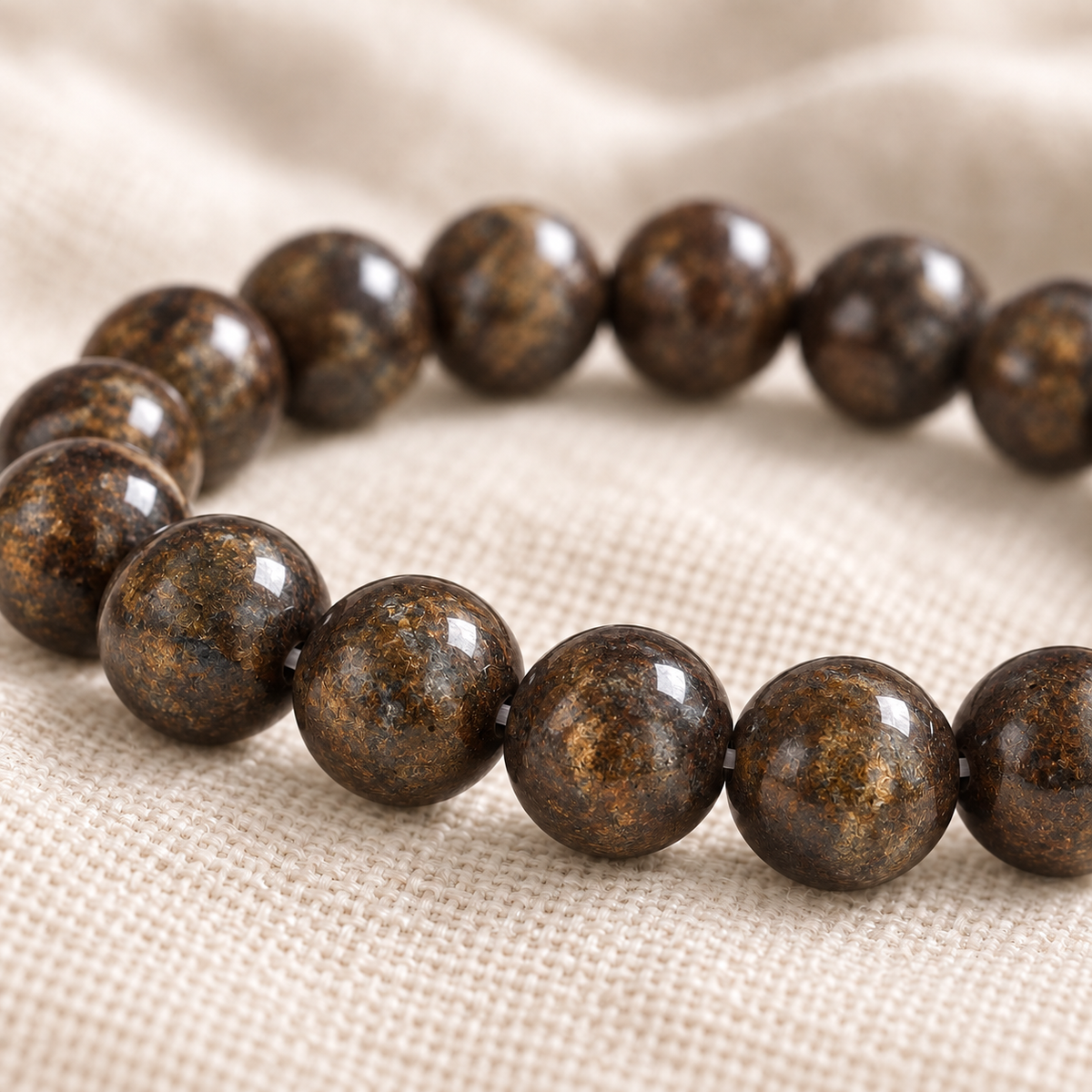 Bronzite 8mm stretch bracelet macro